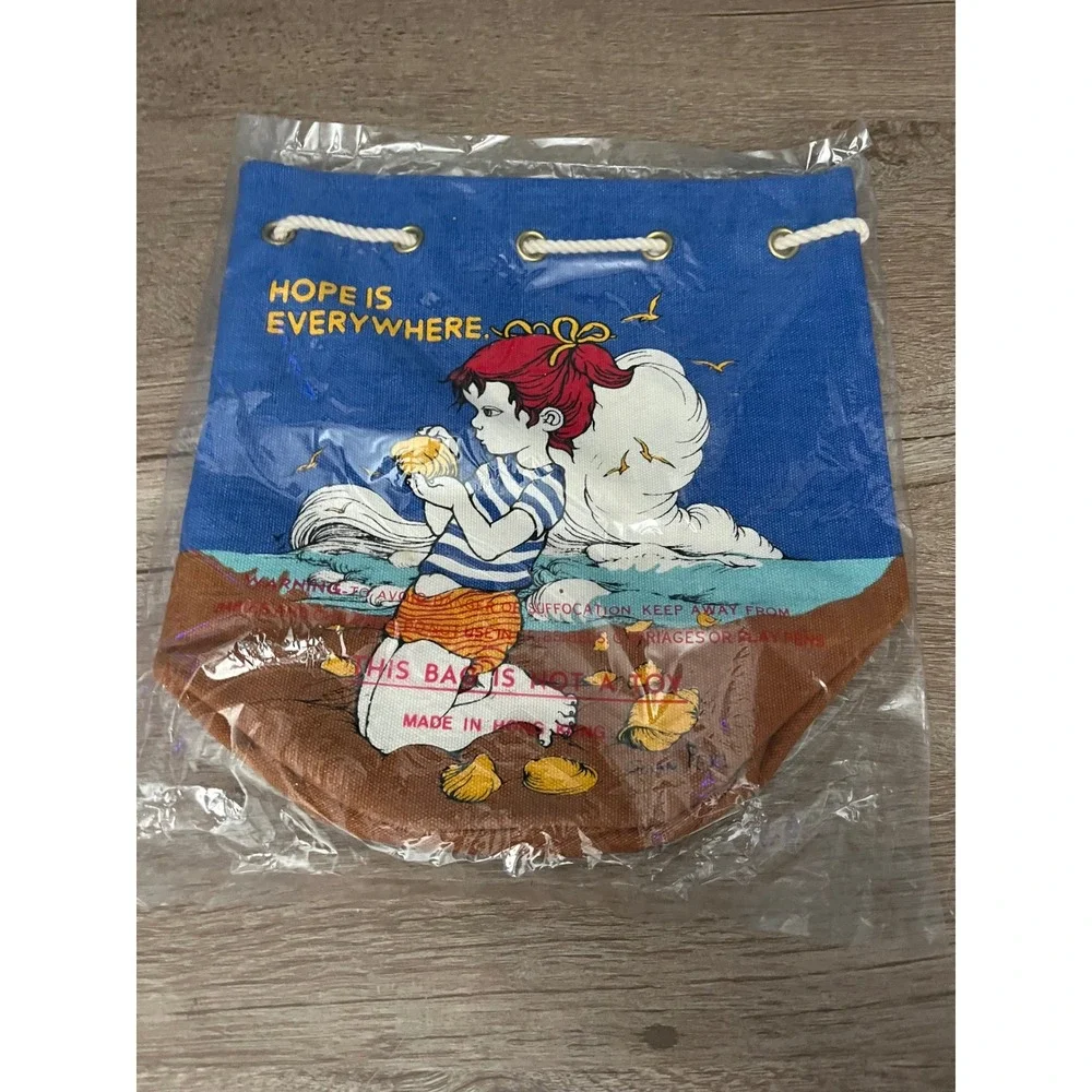 Hope Is‎ Everywhere Graphic Drawstring Bag Pouch Cute Girl Art